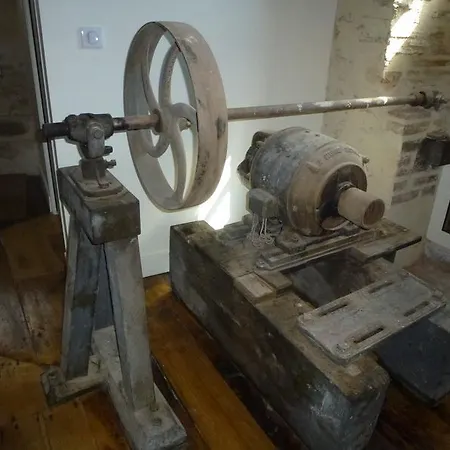 Oda ve Kahvaltı Chateau De Cheronne