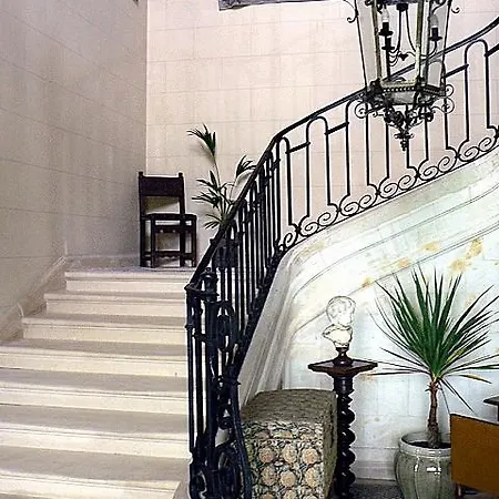 Oda ve Kahvaltı Chateau De Cheronne Tuffé