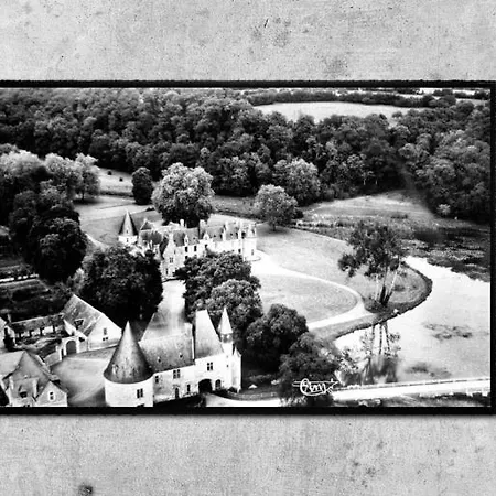 ベッド・アンド・ブレックファスト Chateau De Cheronne *