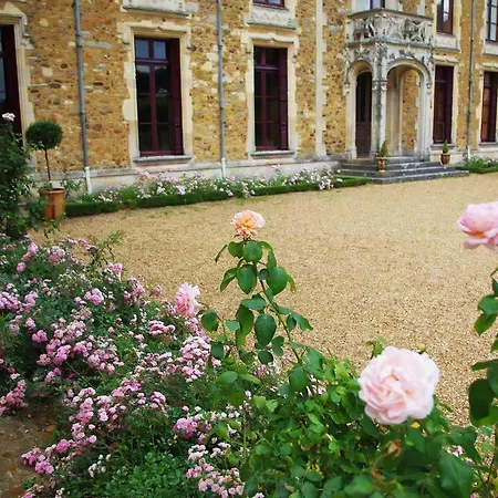 Chateau De Cheronne Tuffé