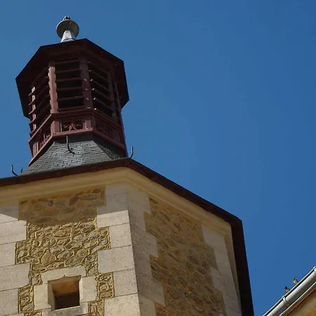 Chateau De Cheronne Tuffé