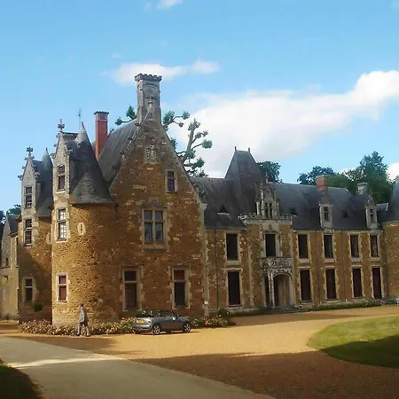Oda ve Kahvaltı Chateau De Cheronne *