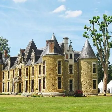 ベッド・アンド・ブレックファスト Chateau De Cheronne