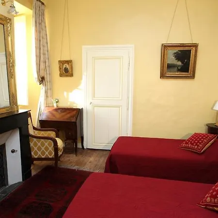 Oda ve Kahvaltı Chateau De Cheronne *