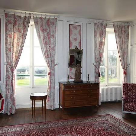 ベッド・アンド・ブレックファスト Chateau De Cheronne *