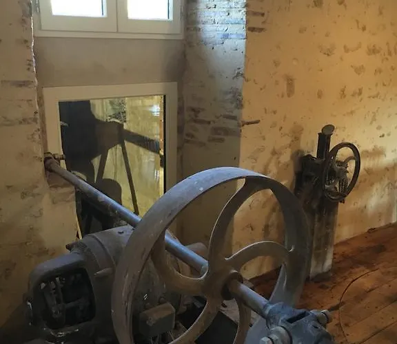 Château De Cheronne Tuffé