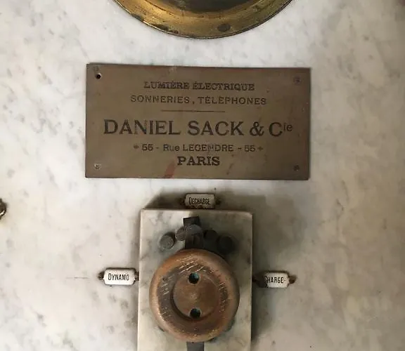 Couette-café Château De Cheronne *