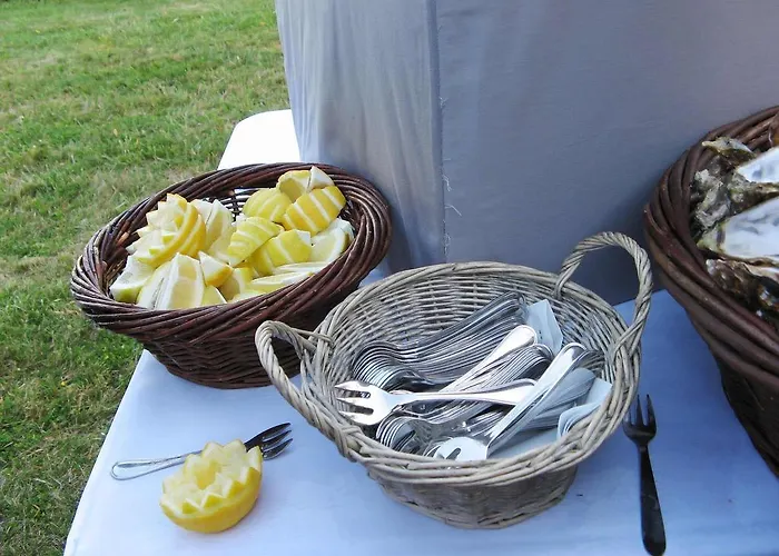 Château De Cheronne Couette-café Tuffé