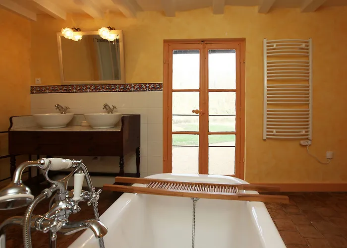 Château De Cheronne Couette-café *