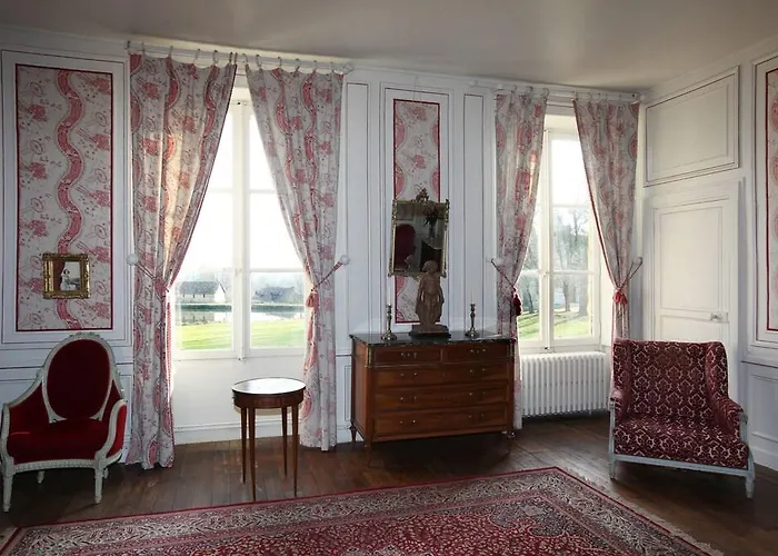 Couette-café Château De Cheronne *